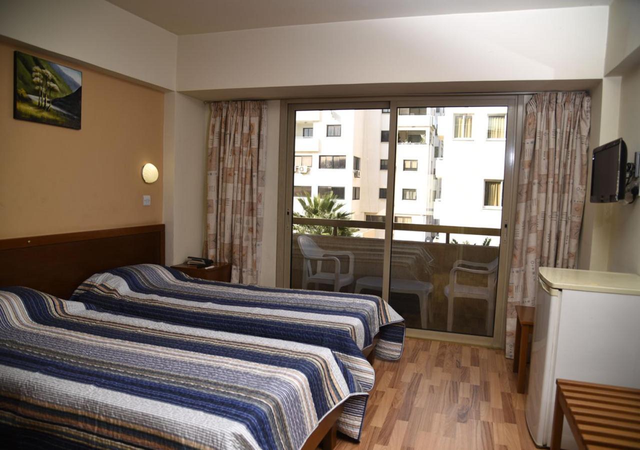 Elysso Hotel Larnaca Exterior photo