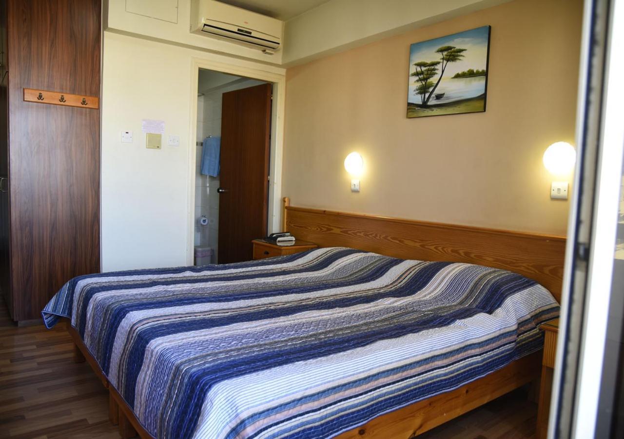 Elysso Hotel Larnaca Exterior photo