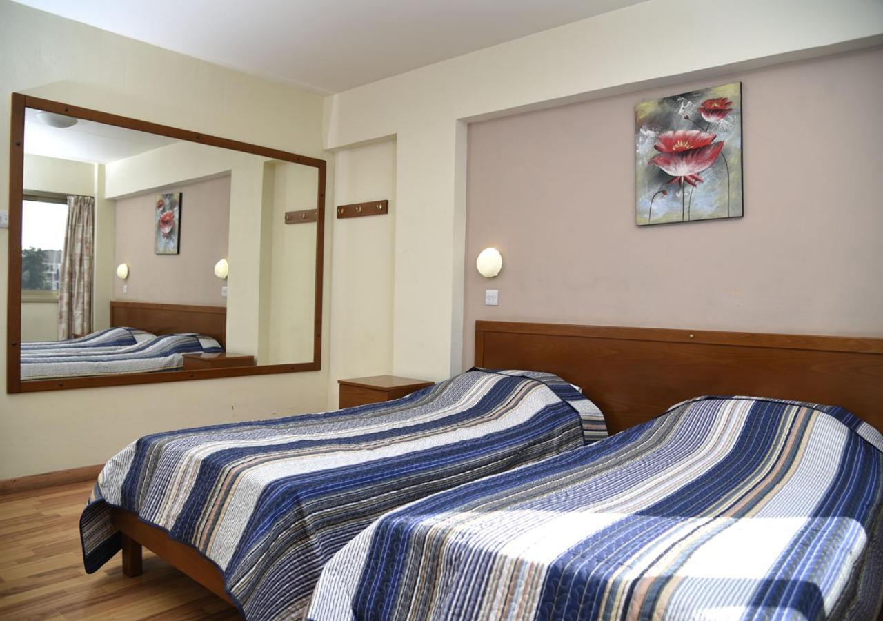 Elysso Hotel Larnaca Exterior photo